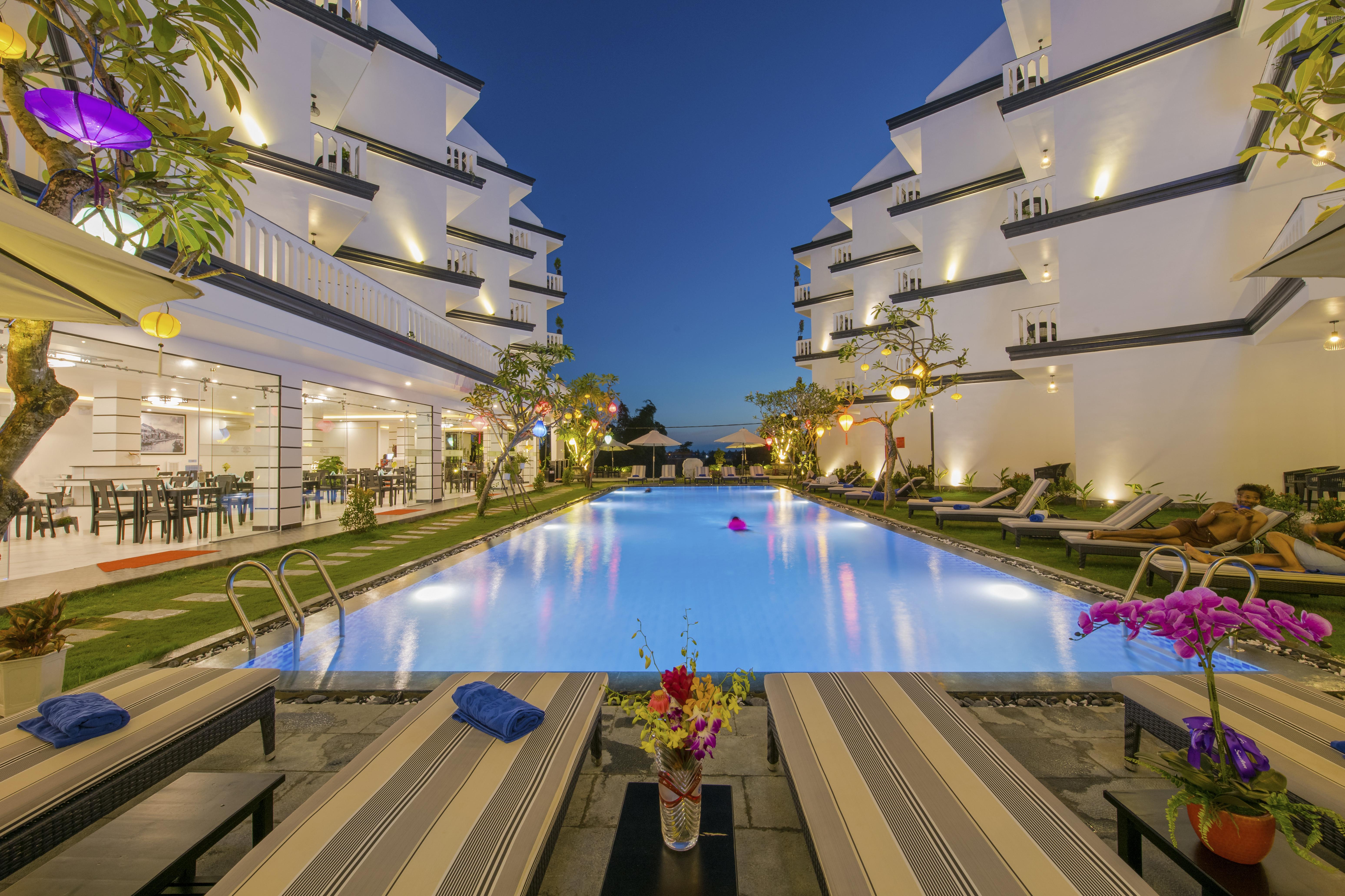 Gem Riverside Hotel Хой Ан Екстериор снимка